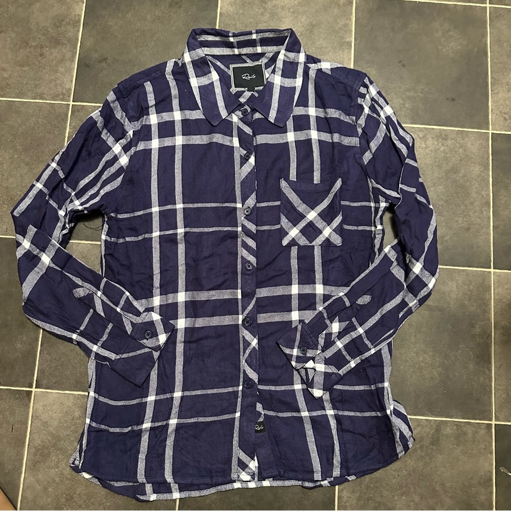 Rails Button Down